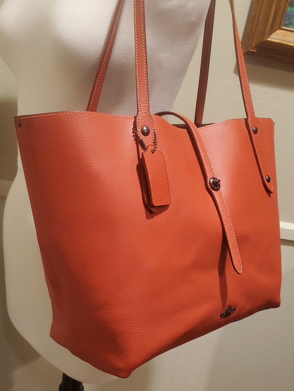 Like NEW Coach Market Tote Glitter Edge - Picture 3 of 15